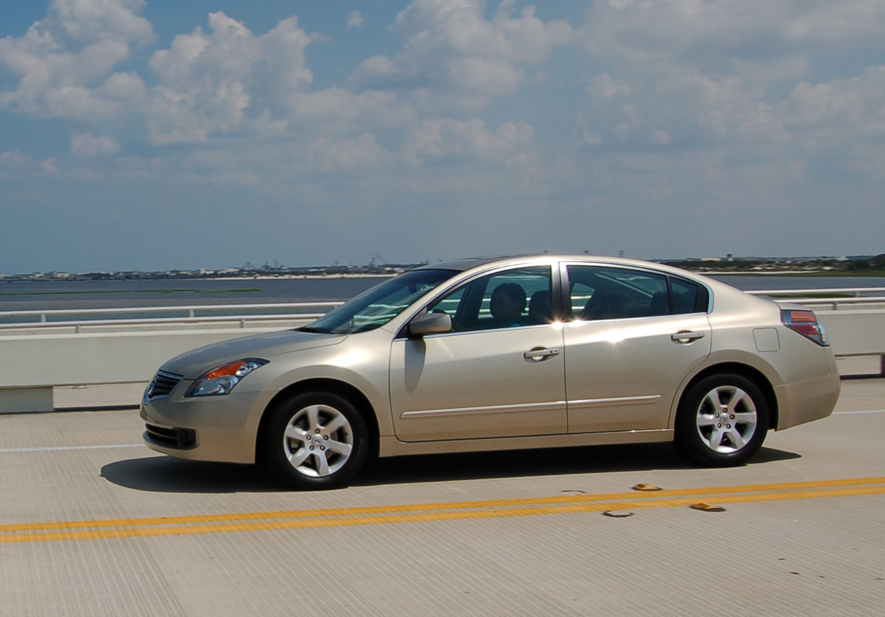 2009 Nissan Altima – Great ratings, great car