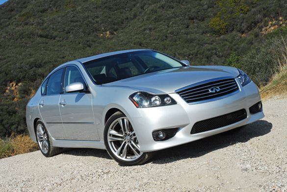 thumbnail interactive-video image 1 of Engine Mount For 2006-2010 Infiniti M45 RWD – Left Or Right Side (Choose One) 1 of 4
