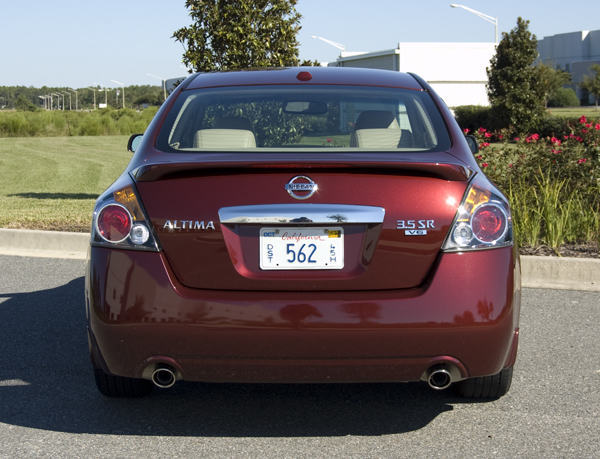 2010 Nissan altima test drive #4