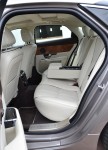 2011-jaguar-xj-rear-seats