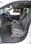 2011-chrysler-town-and-country-front-seats