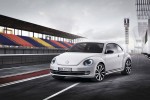 2012-Volkswagen-Beetle-exterior-in-white3