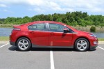 2011-chevy-volt-side