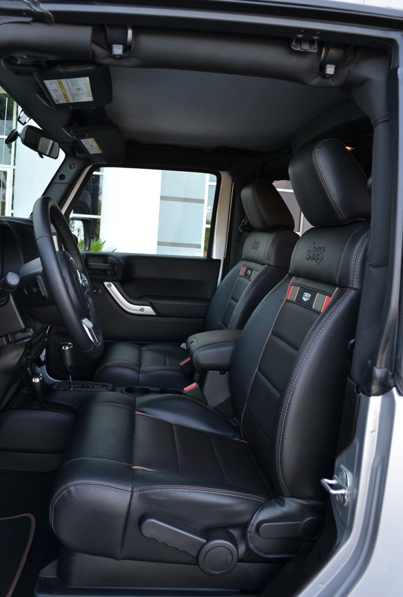 2011 Jeep wrangler leather interior #3