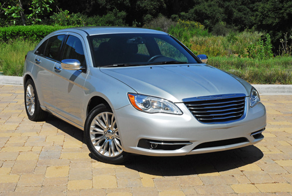 The allnew 2011 Chrysler 200 Limited offers consumers exceptional
