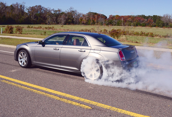 Chrysler 300c srt8 burnout