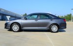 2012-toyota-camry-le-side