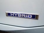 2013-lexus-es300h-hybrid-badge