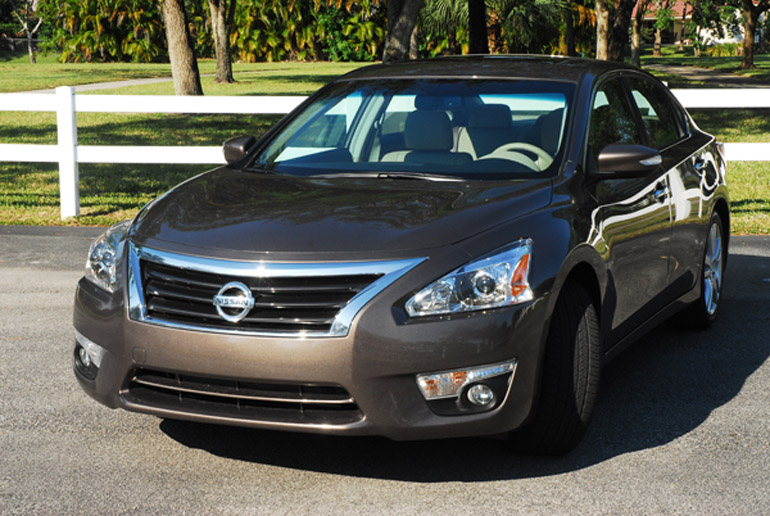 2013 Nissan altima 3.5 test drive #10