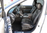 2013-ford-explorer-sport-front-seats