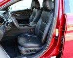 2013-ford-taurus-2-liter-limited-ecoboost-front-seats