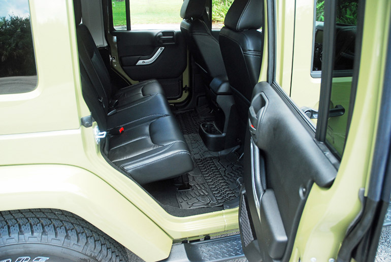Single back seat for jeep wrangler