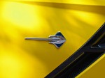 2014-chevy-corvette-c7-stingray-emblem