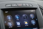 2014-buick-regal-gs-center-screen-drive-controls