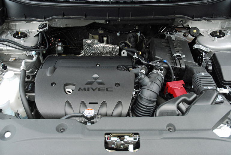 2014 Mitsubishi Outlander Sport Review & Test Drive