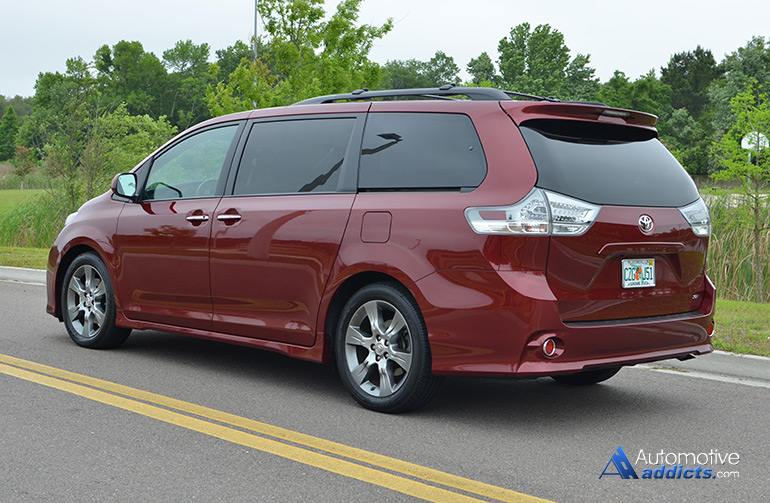 2015 Toyota Sienna SE Review & Test Drive