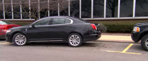 Lazy People Look Here: Ford’s Active Park Assist System In Action
