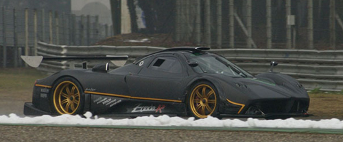 Pagani Zonda R takes to the track at Monza – Video