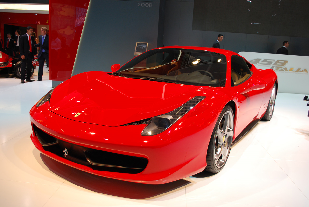 Ferrari 458 Italia Official Movie – Video : Automotive Addicts