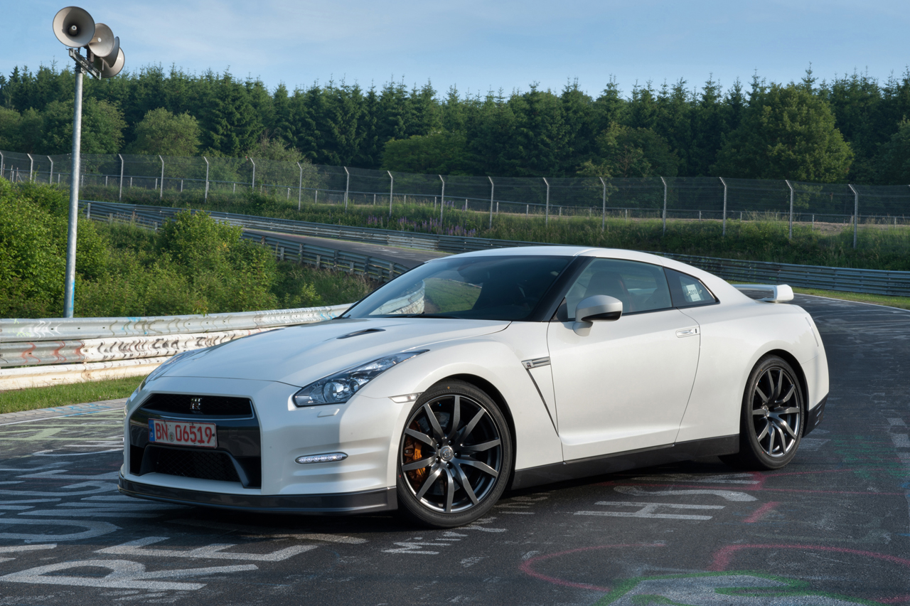 2011 Nissan GT-R Details Officially Revealed