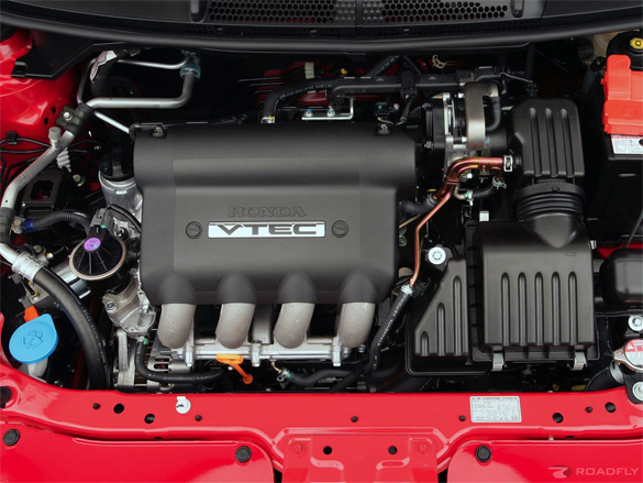 Americans Opt for 4-Cylinder Engines over V6s and V8s