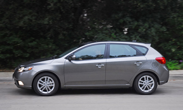 2011 Kia Forte EX 5-Door Review & Test Drive : Automotive Addicts