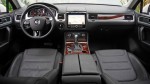 2011VWTouraregTDIDashboardsm001