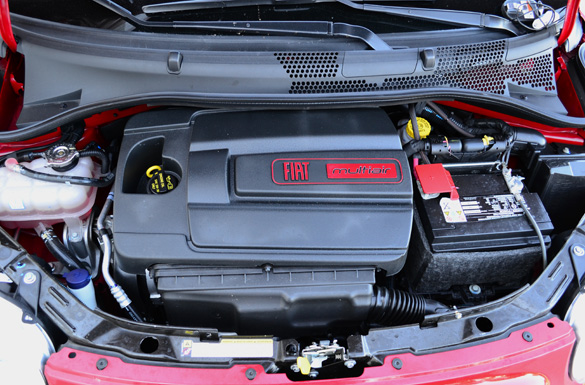semafor fløjte Comorama 2012 FIAT 500C Convertible Lounge Review & Test Drive | Automotive Addicts
