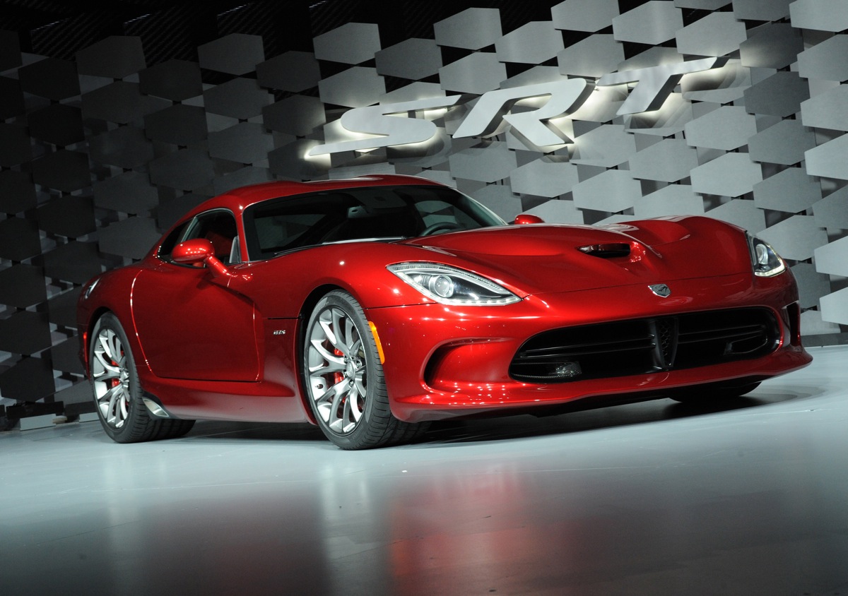 First Production 2013 SRT Viper To Be Auctioned For Charity