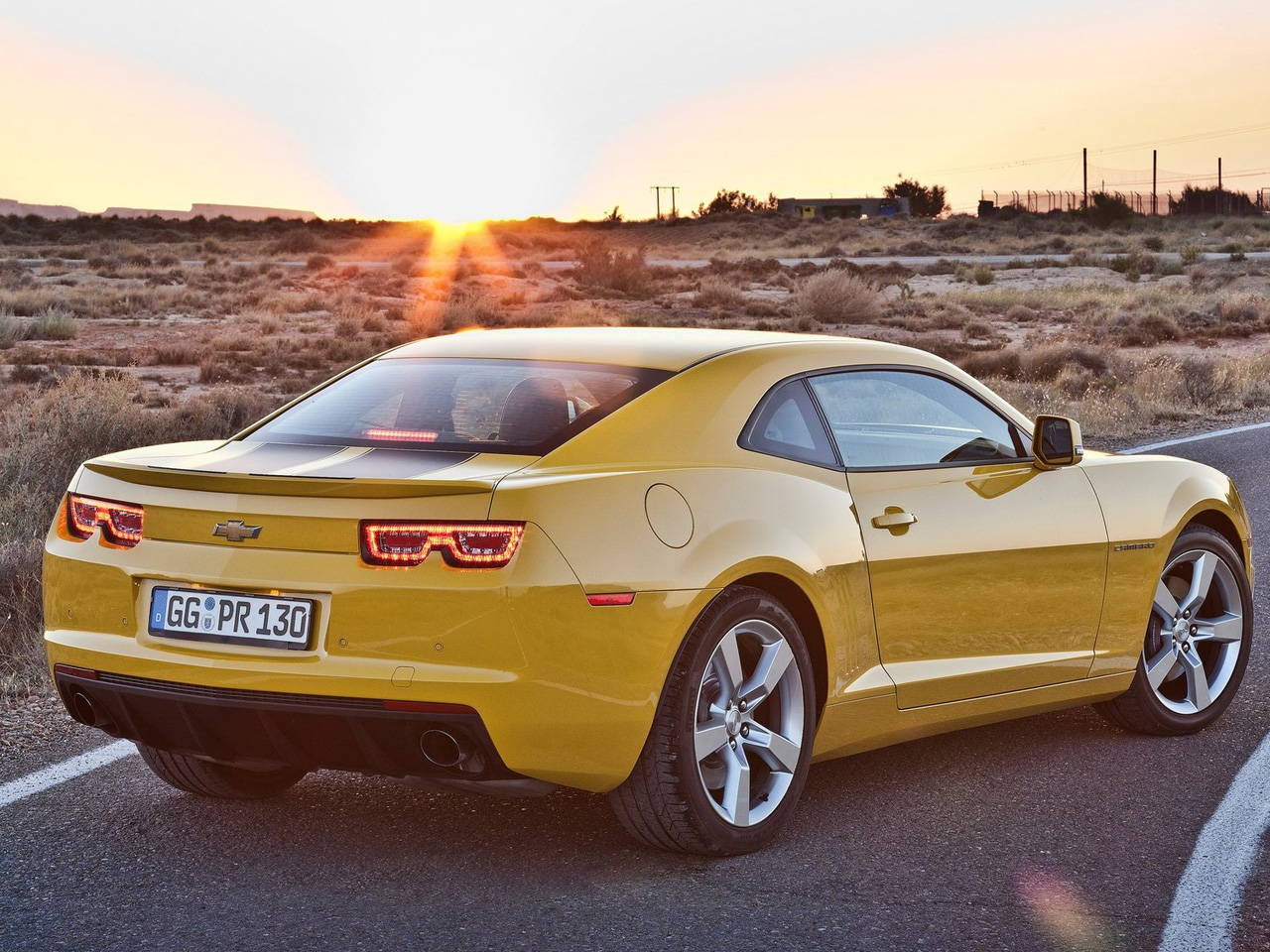 2012 Chevrolet Camaro Graces Europe with Exclusive Styling