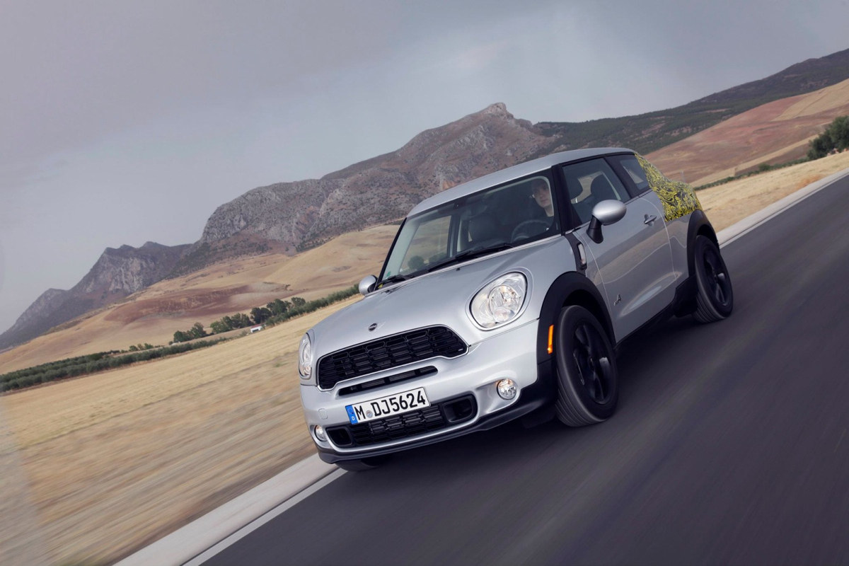 MINI Shows Us The Paceman Crossover Coupe