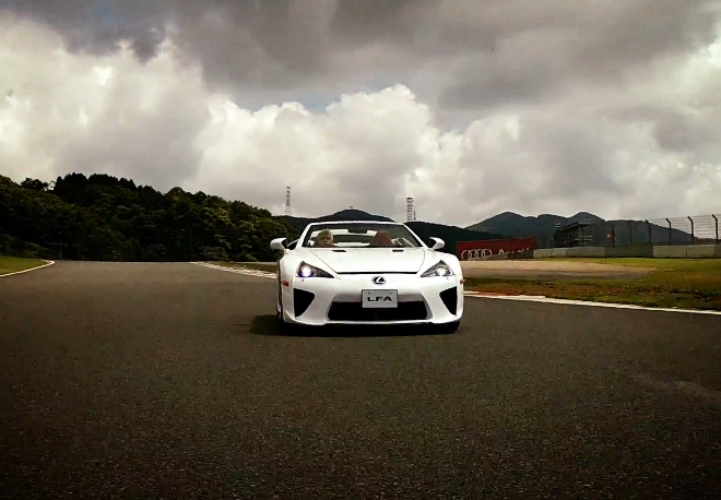 Jay Leno Drives The One-Off Lexus LFA Spyder: Video
