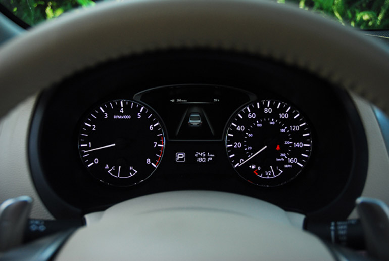 All New 2013 Nissan Altima SL 35   Cluster Small
