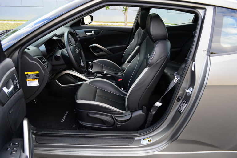 2013 Hyundai Veloster Turbo Front Seats