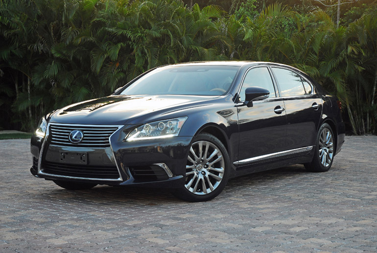 2013 Lexus LS600h LWB Beauty Right Wide Done Small