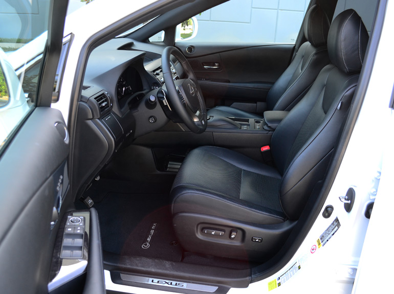 2013-lexus-rx350-f-sport-front-seats
