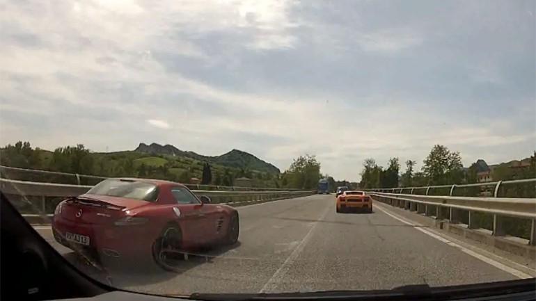 Mercedes-Benz SLS AMG Takes Daring Overtake, Almost Crashes: Video