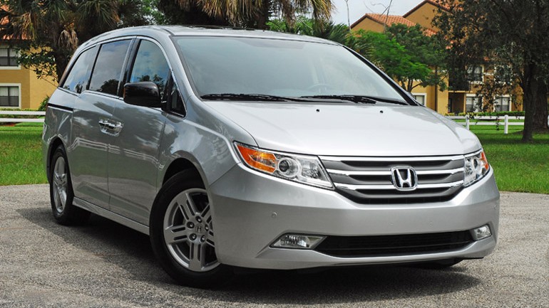 2013 Honda Odyssey Touring Elite Review & Test Drive