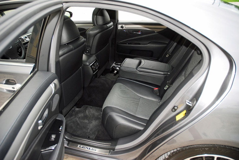 2013 Lexus LS460 F Sport Rear Seats Done Small