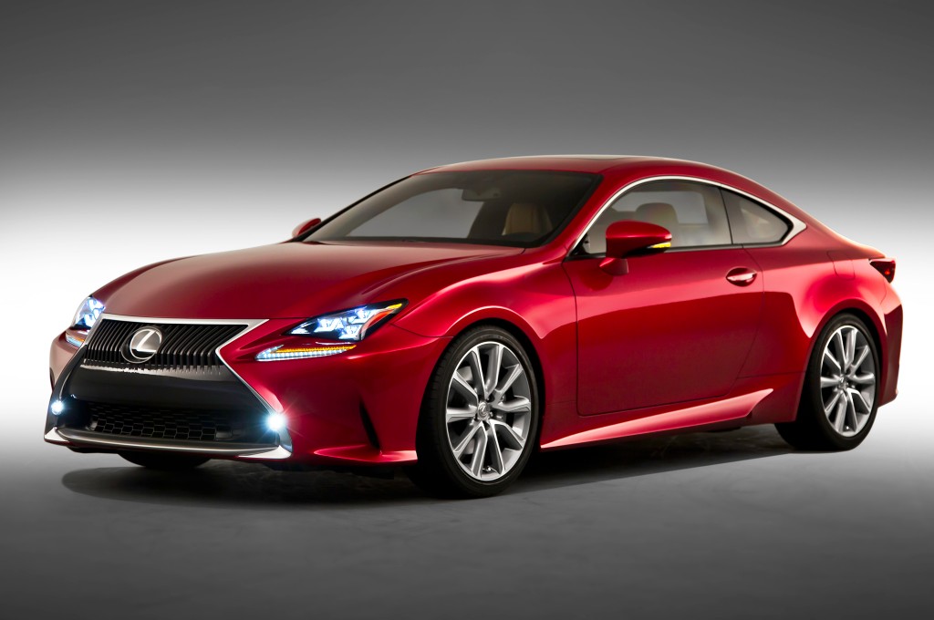 レクサスRC 2015 Lexus RC Stuns Some With True Sports-Coupe Appeal