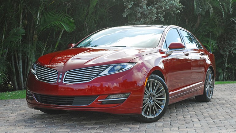 2013 Lincoln MKZ 3.7 AWD Review & Test Drive