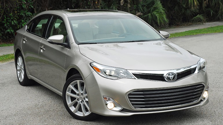 2013 Toyota Avalon Limited Review & Test Drive