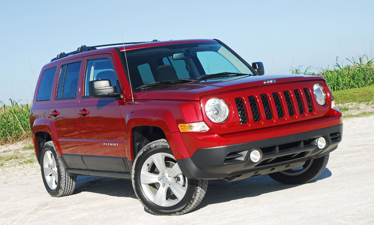 2014 Jeep Patriot Latitude Beauty Left Up Done Small