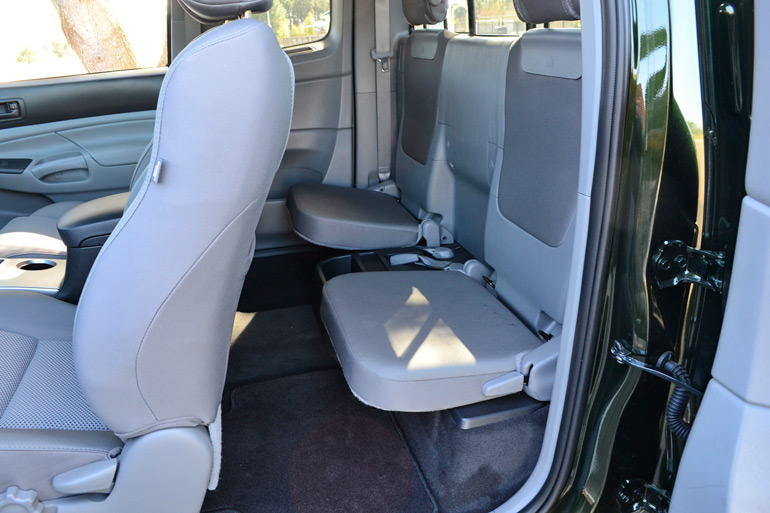 2014-toyota-tacoma-access-cab-prerunner-trd-rear-jump-seats