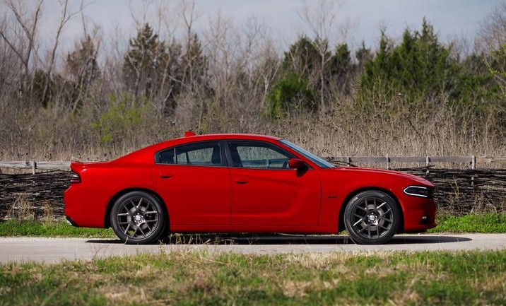 Dodge showcases 2015 Charger at the New York Auto Show