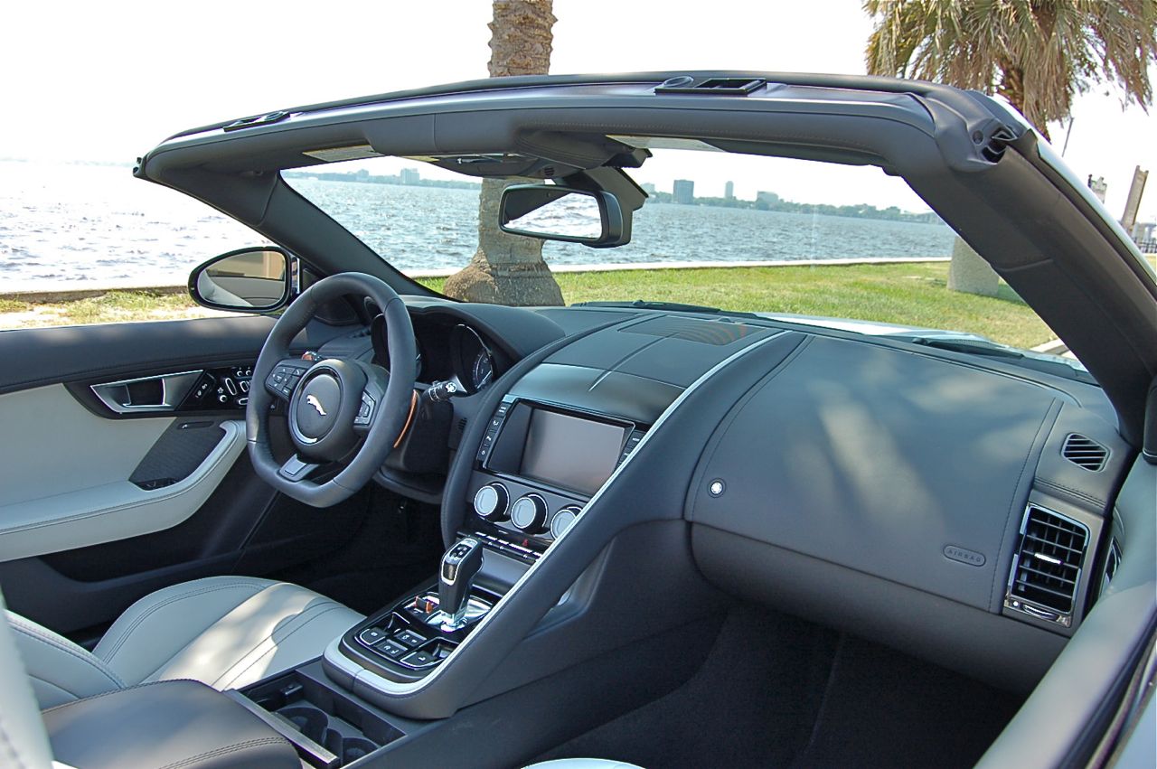 2014 Jaguar F Type S Convertible Interior