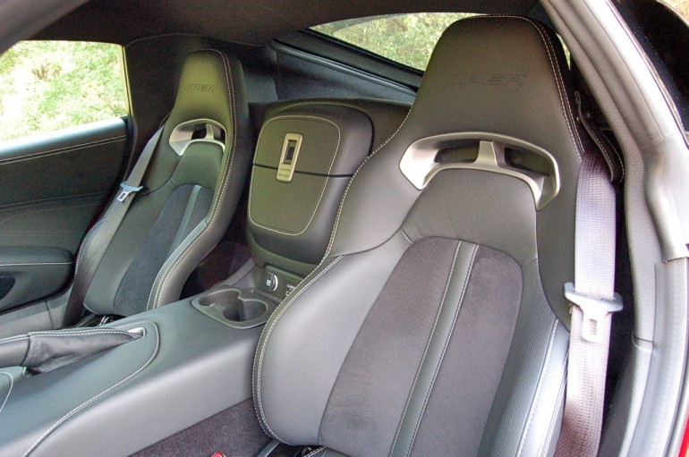 2014 SRT Viper Seats