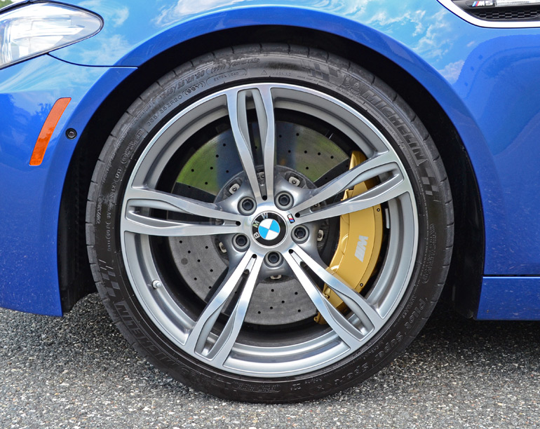2014-bmw-m5-wheel-tire-brakes : Automotive Addicts