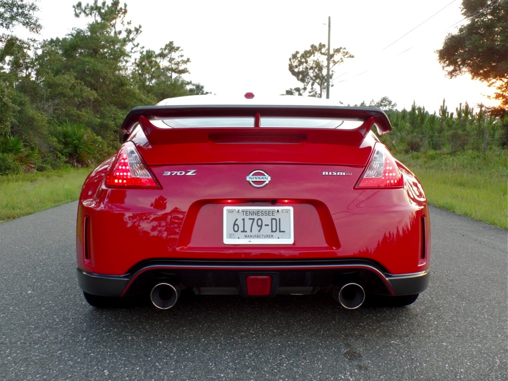 Nissan S Snazzy Backup Camera In The 2014 370z Nismo Automotive Addicts