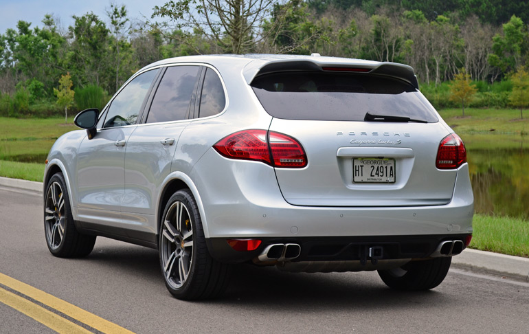 Порше Cayenne Turbo 2014